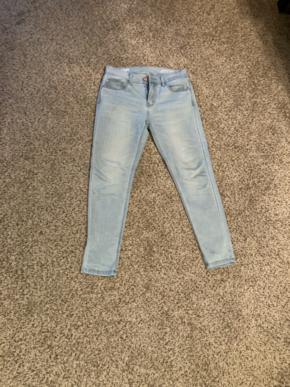 Men’s Slim Light Wash Jeans